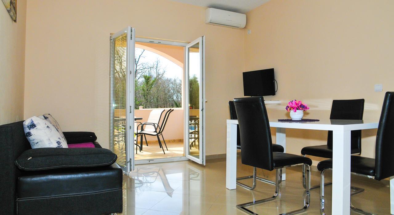 Apartmani Bulajic Tivat Zewnętrze zdjęcie