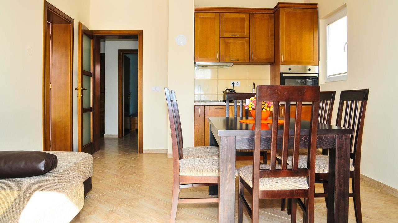 Apartmani Bulajic Tivat Zewnętrze zdjęcie